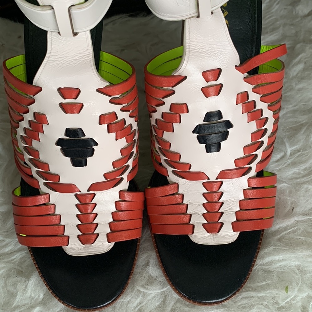 COACH Lorrie Sandal - Picture 15 of 16
